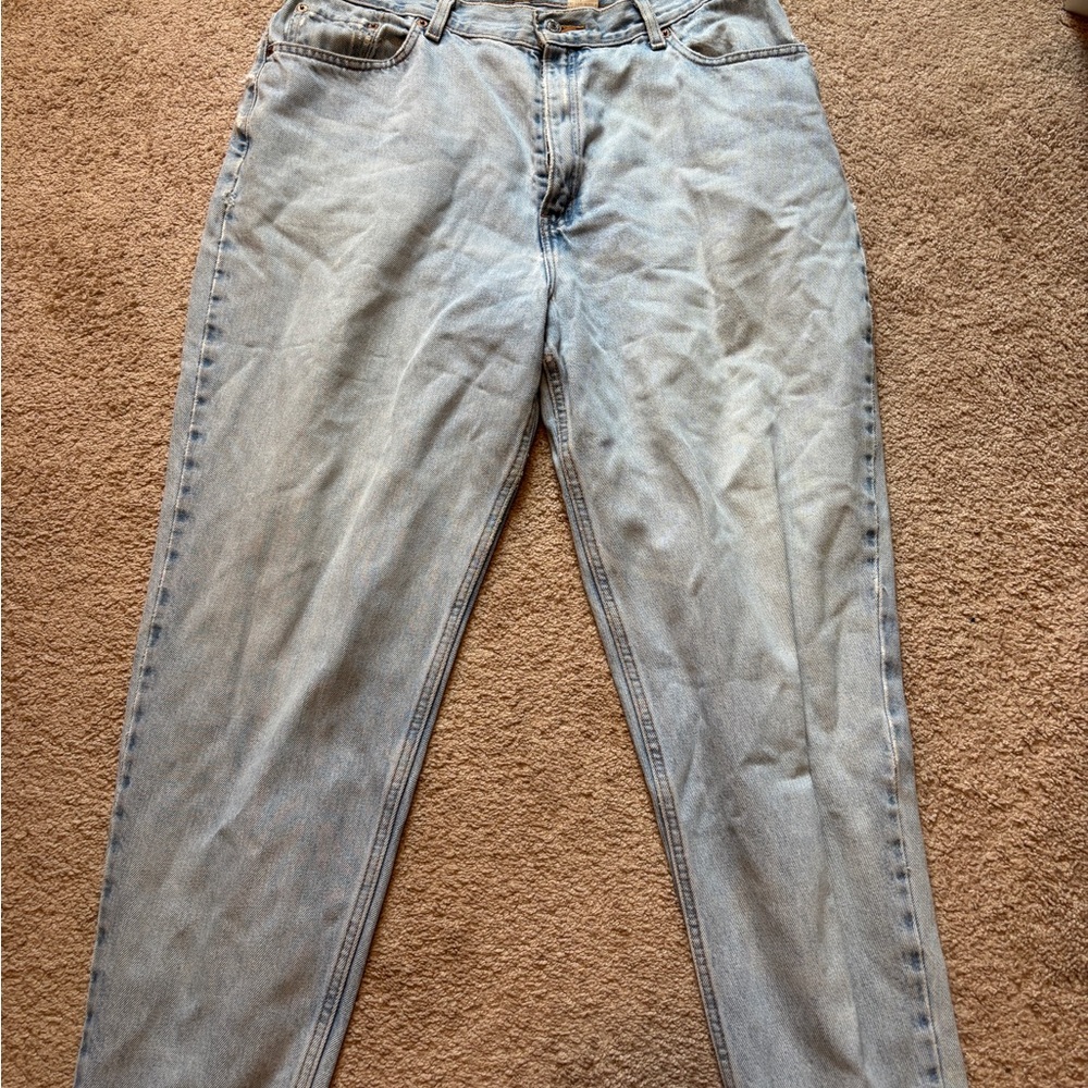 Vintage 90's Levi's Light Blue Tapered mom jeans high waisted size 18